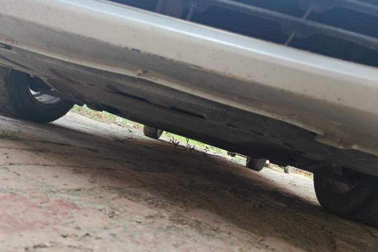 Used Roewe 350 2013 350S 1.5L Automatic Xunda Edition Chassis Front