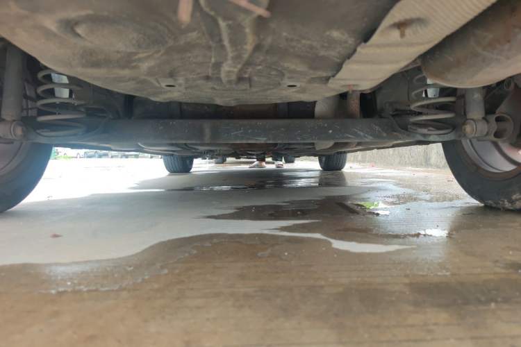 Used Roewe 350 2013 350S 1.5L Automatic Xunda Edition Chassis Rear