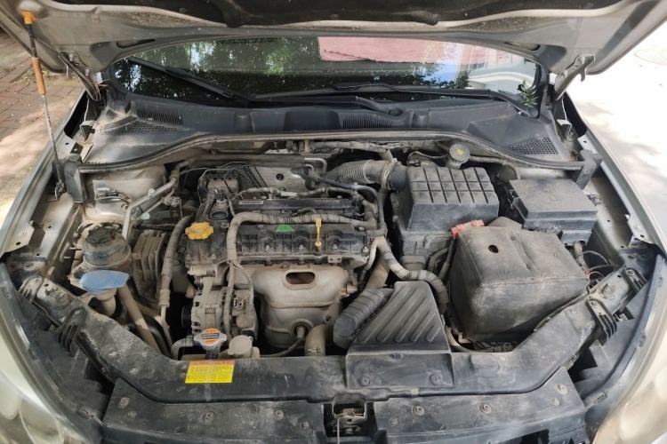 Used Roewe 350 2013 350S 1.5L Manual Xunchi Edition Engine Bay