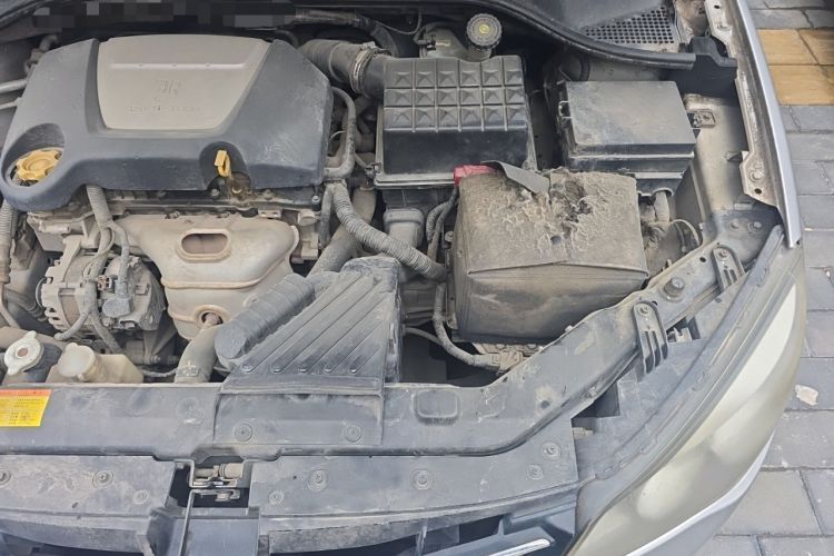 Used Roewe 350 2013 350C 1.5L Manual Swift Edition Engine Bay Left