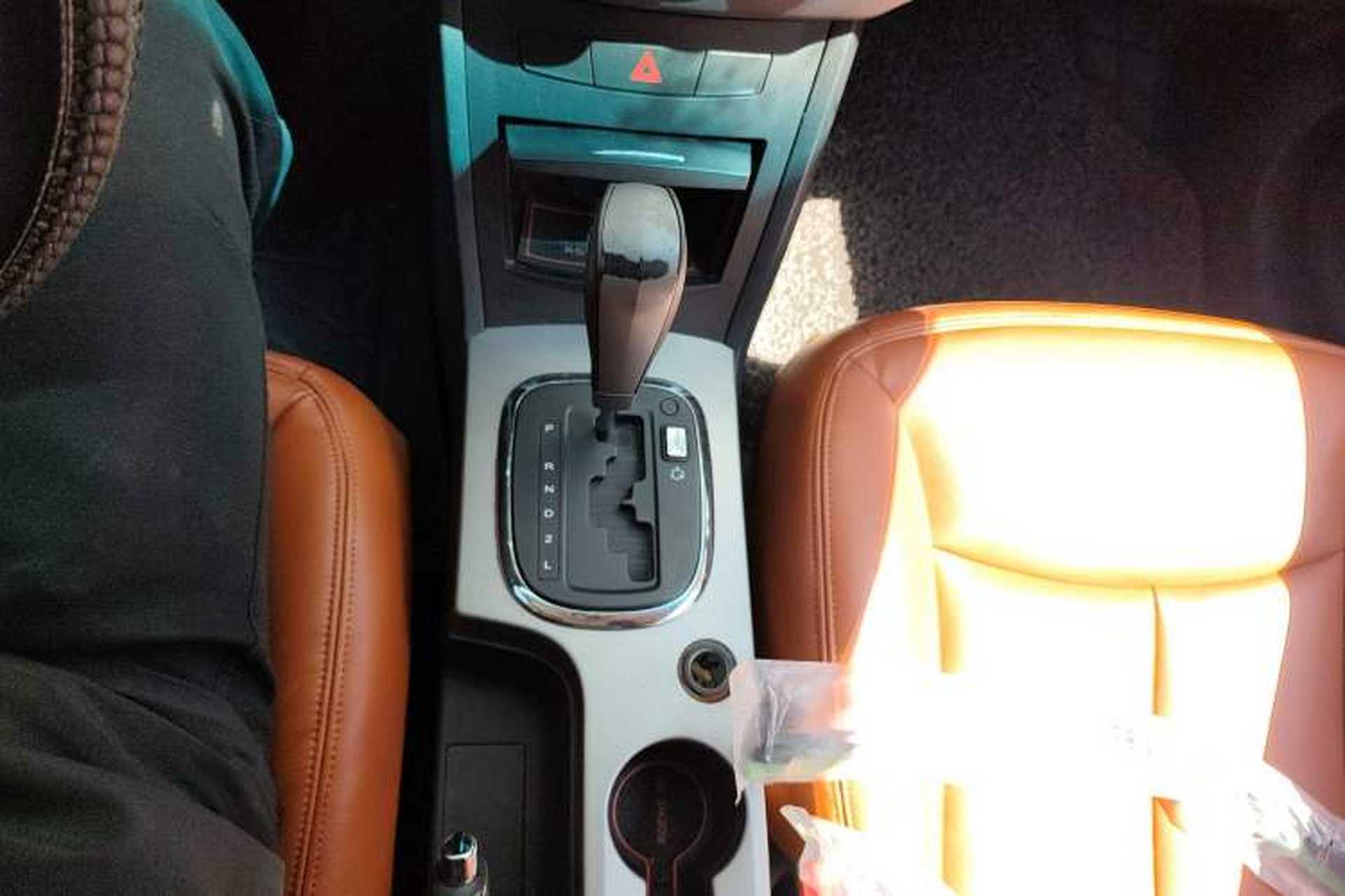 Used Roewe 350 2013 350S 1.5L Automatic Xunda Edition Gear Lever