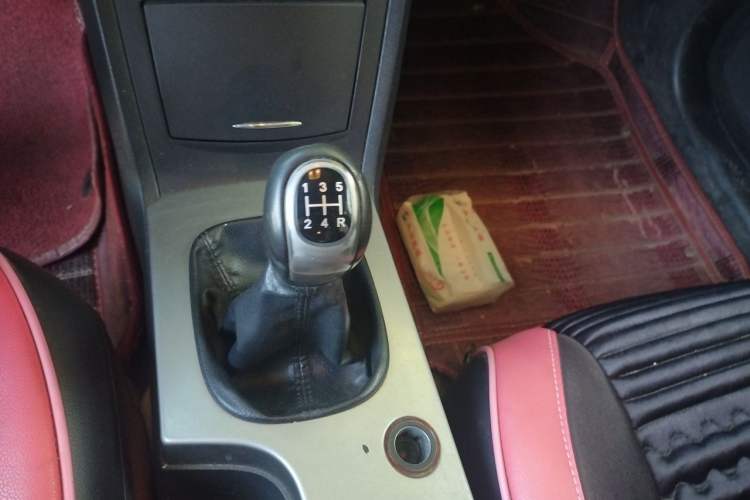 Used Roewe 350 2013 350S 1.5L Manual Xunchi Edition Gear Lever
