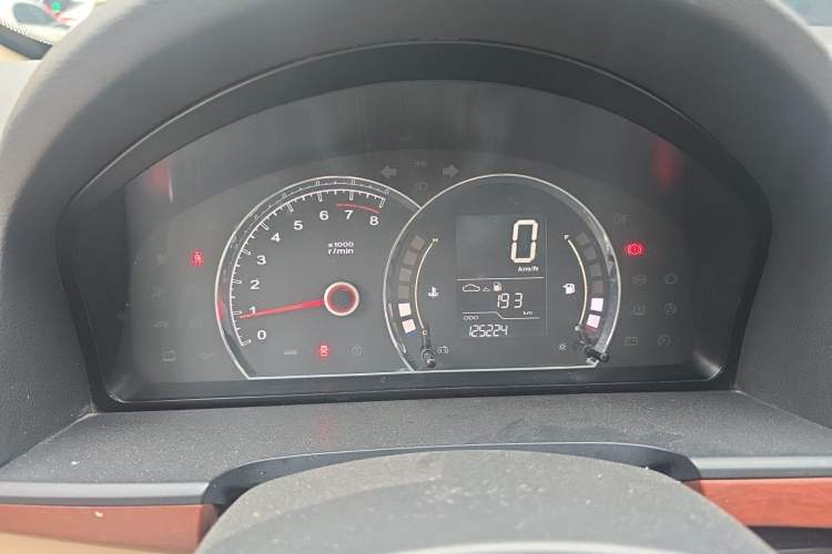 Used Roewe 350 2013 350C 1.5L Manual Swift Edition Instrument Cluster
