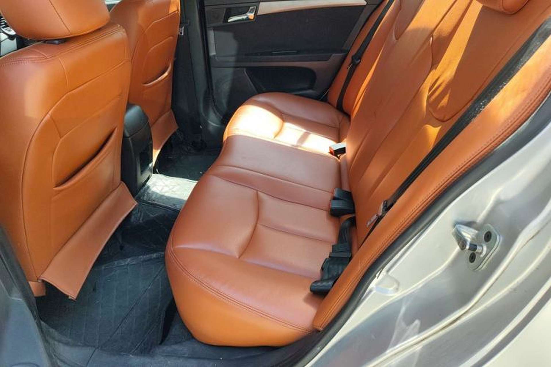 Used Roewe 350 2013 350S 1.5L Automatic Xunda Edition Left Rear Seat