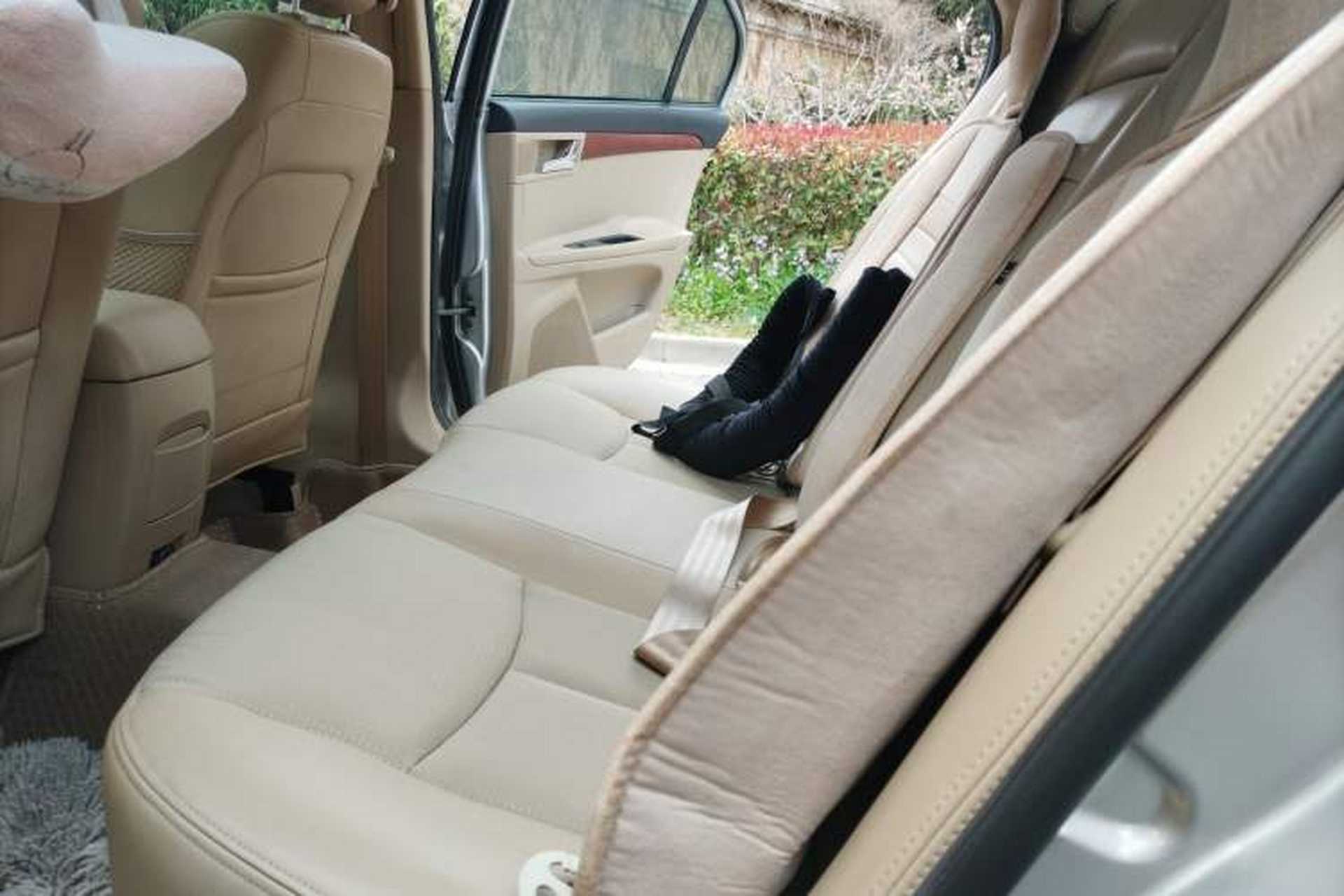 Used Roewe 350 2013 350C 1.5L Automatic Xunyue Edition Left Rear Seat