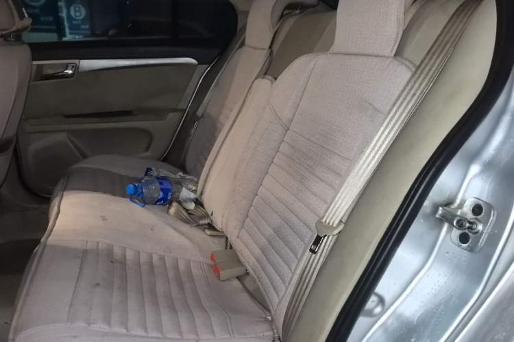 Used Roewe 350 2013 350S 1.5L Manual Xunchi Edition Left Rear Seat