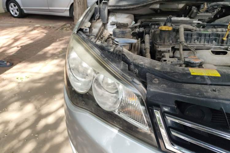 Used Roewe 350 2013 350S 1.5L Manual Xunchi Edition Right Front Headlight