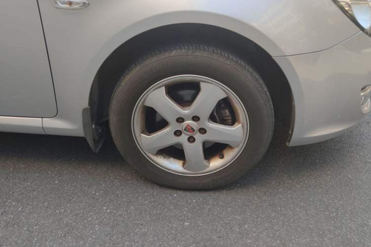 Used Roewe 350 2013 350S 1.5L Manual Xunchi Edition Right Front Wheel Hub