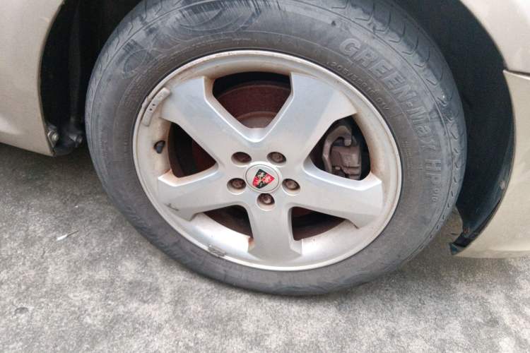 Used Roewe 350 2013 350S 1.5L Automatic Xunda Edition Right Front Wheel Hub
