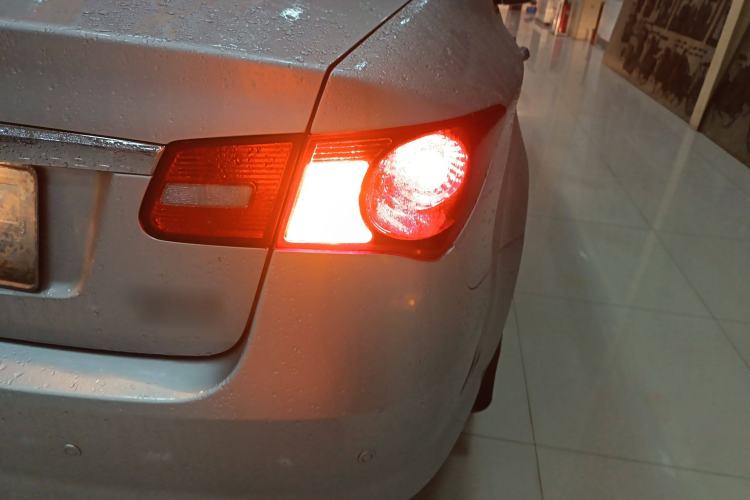 Used Roewe 350 2013 350S 1.5L Manual Xunchi Edition Right Rear Taillight