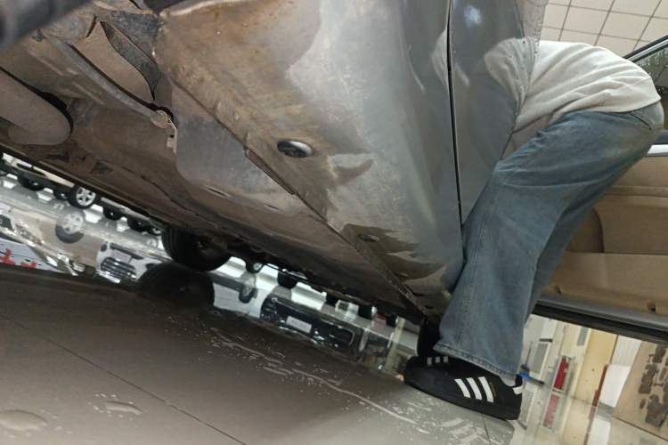 Used Roewe 350 2013 350S 1.5L Manual Xunchi Edition Right Side Sill