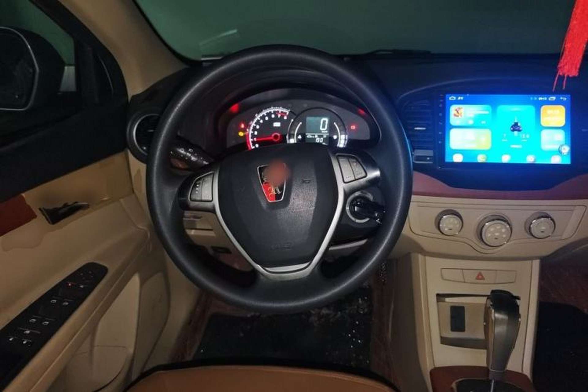 Used Roewe 350 2013 350C 1.5L Automatic Xunyue Edition Steering Wheel
