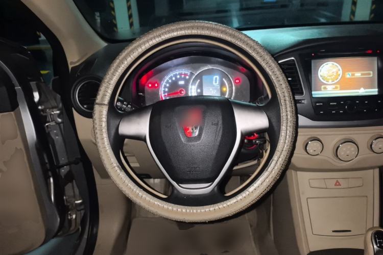 Used Roewe 350 2013 350S 1.5L Manual Xunchi Edition Steering Wheel