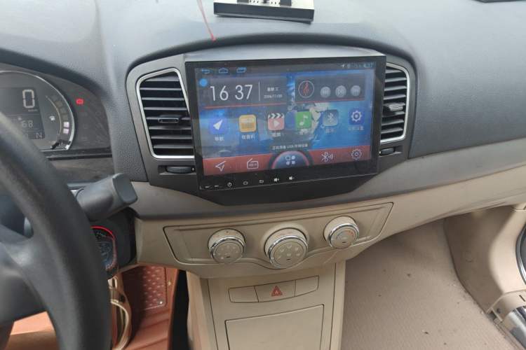 Used Roewe 350 2013 350S 1.5L Automatic Xunda Edition Audio And AC Panel