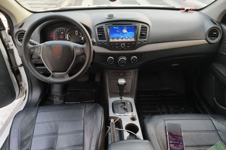 Used Roewe 350 2013 350S 1.5L Automatic Xunda Edition Center Console