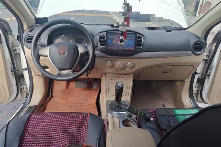 Used Roewe 350 2013 350S 1.5L Automatic Xunda Edition Center Console