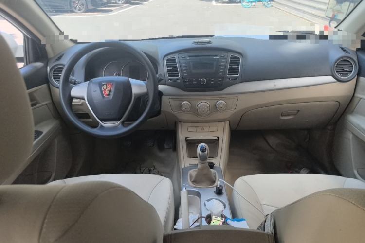 Used Roewe 350 2013 350S 1.5L Manual Xunchi Edition Center Console