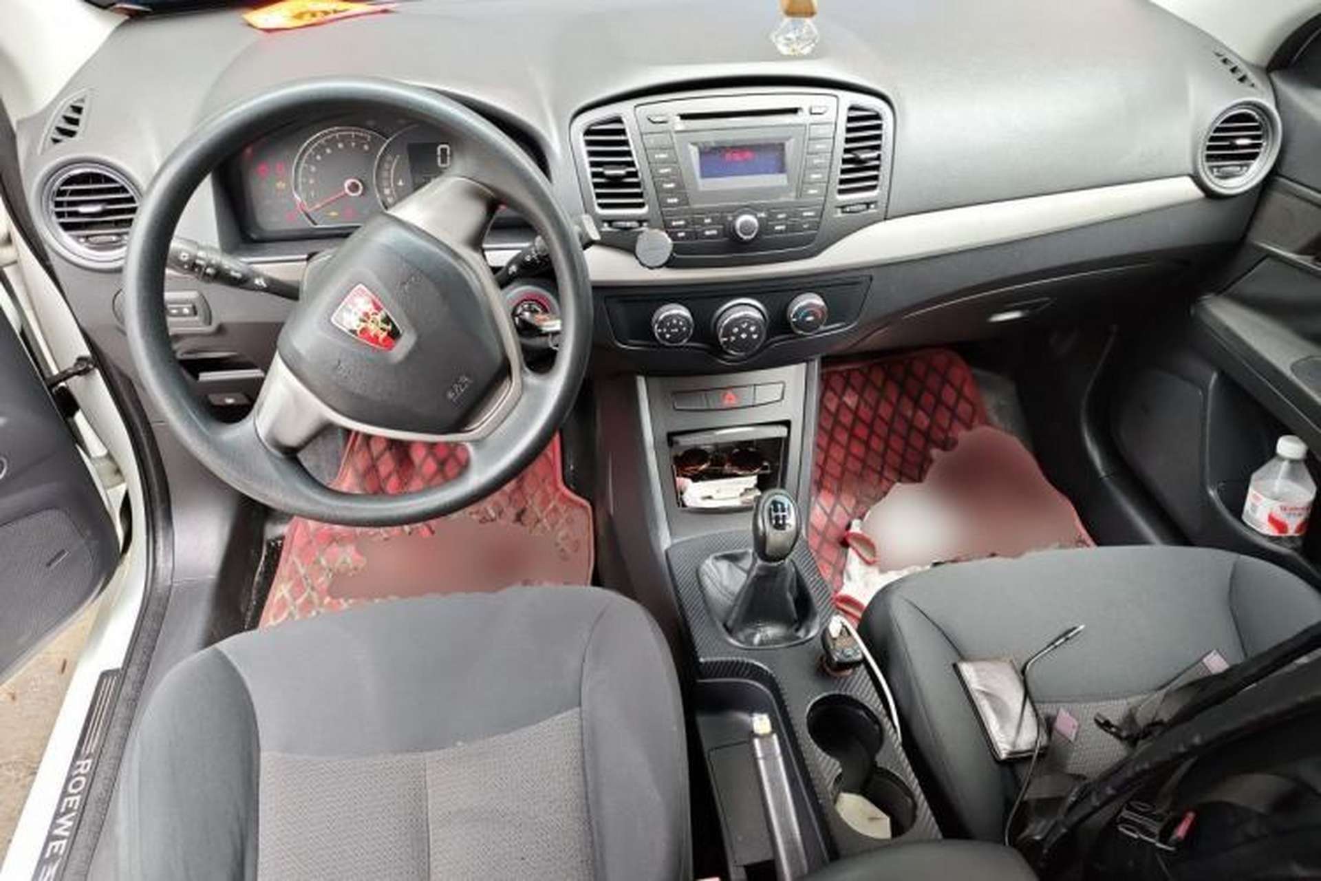 Used Roewe 350 2013 350S 1.5L Manual Xunchi Edition Center Console