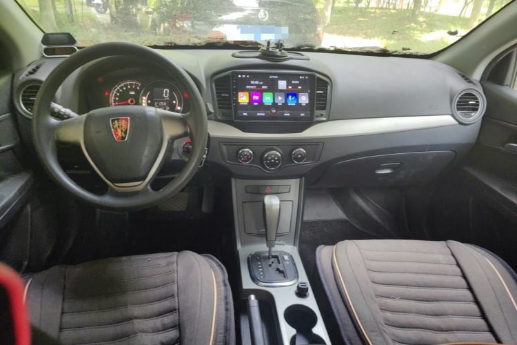 Used Roewe 350 2013 350S 1.5L Automatic Xunda Edition Center Console