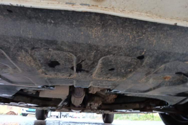 Used Roewe 350 2013 350S 1.5L Manual Xunchi Edition Chassis Front