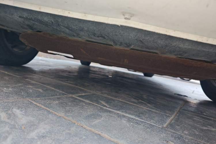 Used Roewe 350 2013 350S 1.5L Automatic Xunda Edition Chassis Front