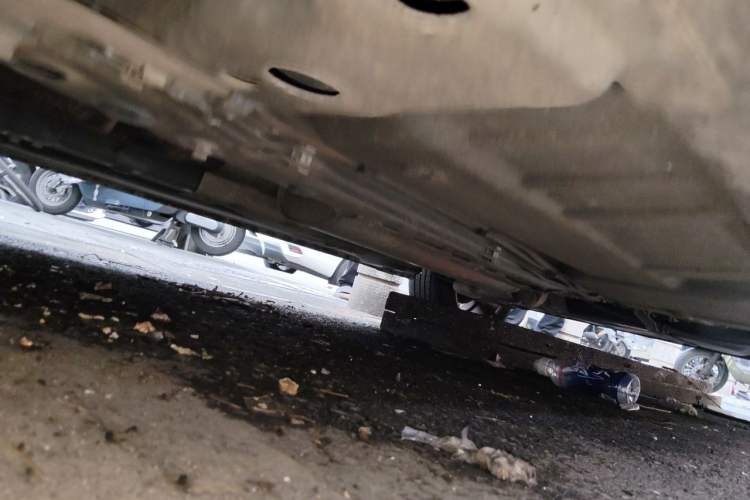 Used Roewe 350 2013 350S 1.5L Automatic Xunda Edition Chassis Front Left