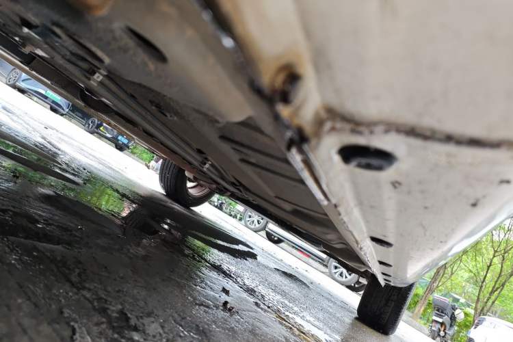 Used Roewe 350 2013 350S 1.5L Manual Xunchi Edition Chassis Front Left