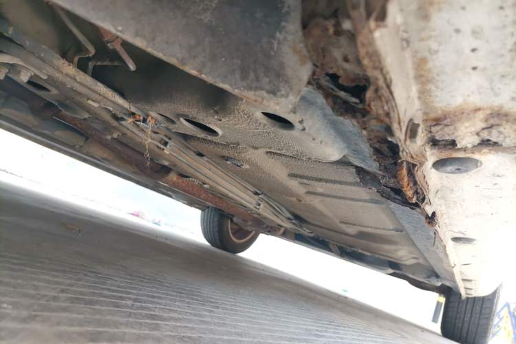 Used Roewe 350 2013 350C 1.5L Automatic Xunyue Edition Chassis Front Left