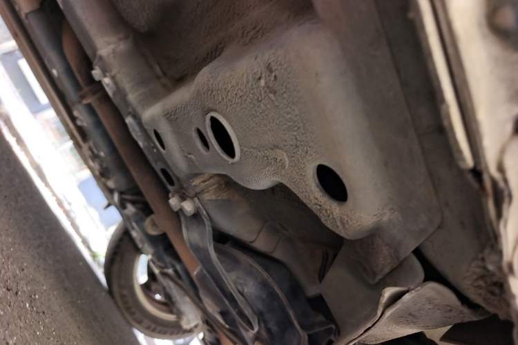 Used Roewe 350 2013 350S 1.5L Manual Xunchi Edition Chassis Front Right