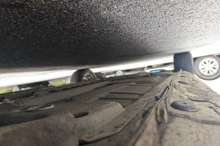 Used Roewe 350 2013 350C 1.5L Manual Swift Edition Chassis Front Right