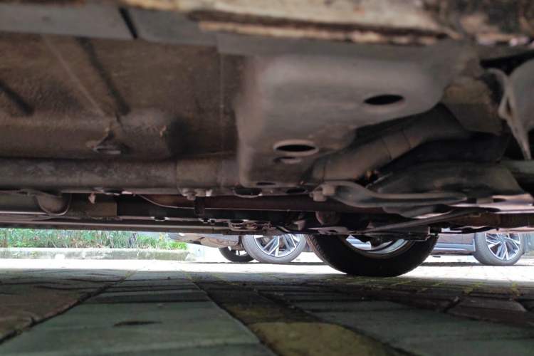 Used Roewe 350 2013 350S 1.5L Automatic Xunda Edition Chassis Front Right