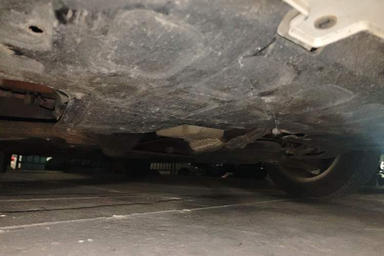 Used Roewe 350 2013 350S 1.5L Manual Xunchi Edition Chassis Front Right