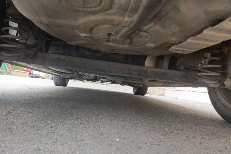 Used Roewe 350 2013 350S 1.5L Manual Xunchi Edition Chassis Rear