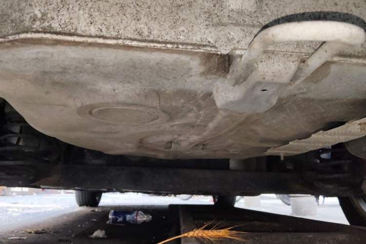 Used Roewe 350 2013 350S 1.5L Automatic Xunda Edition Chassis Rear