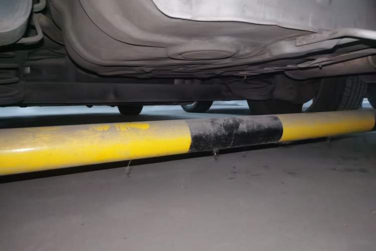 Used Roewe 350 2013 350C 1.5L Automatic Xunyue Edition Chassis Rear