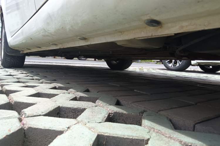 Used Roewe 350 2013 350S 1.5L Manual Xunchi Edition Chassis Rear Left