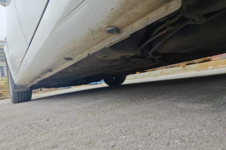 Used Roewe 350 2013 350S 1.5L Manual Xunchi Edition Chassis Rear Left