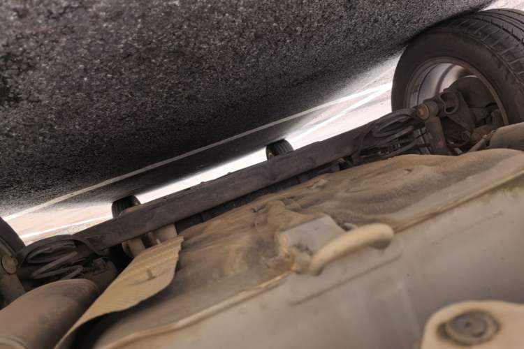 Used Roewe 350 2013 350S 1.5L Automatic Xunda Edition Chassis Rear