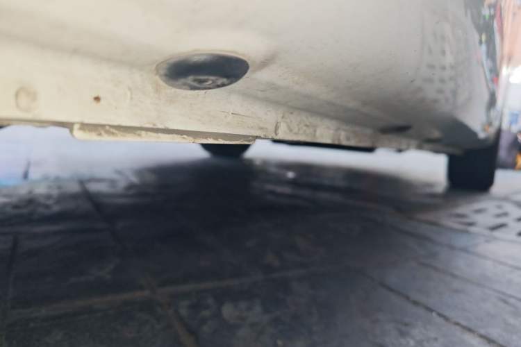 Used Roewe 350 2013 350S 1.5L Automatic Xunda Edition Chassis Rear Right