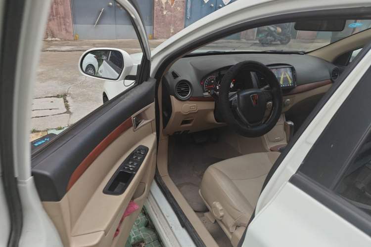 Used Roewe 350 2013 350C 1.5L Automatic Xunyue Edition Driver Seat