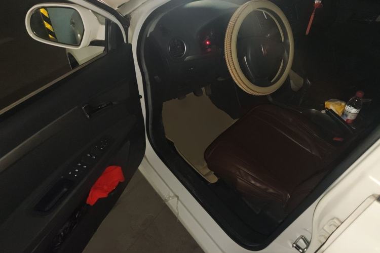Used Roewe 350 2013 350S 1.5L Manual Xunchi Edition Driver Seat