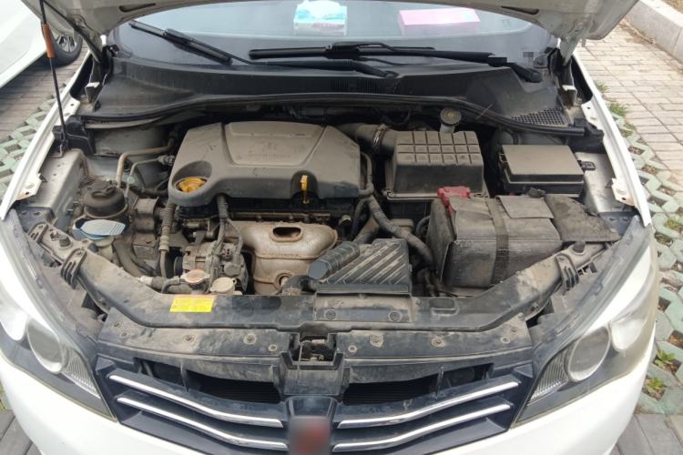 Used Roewe 350 2013 350S 1.5L Manual Xunchi Edition Engine Bay