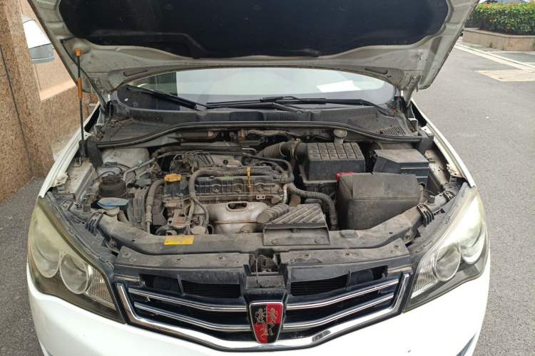 Used Roewe 350 2013 350S 1.5L Manual Xunchi Edition Engine Bay