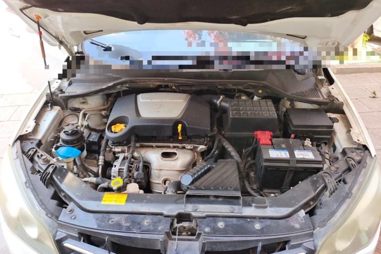 Used Roewe 350 2013 350S 1.5L Manual Xunchi Edition Engine Bay
