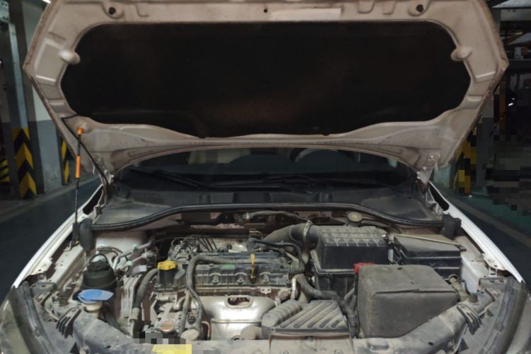 Used Roewe 350 2013 350S 1.5L Automatic Xunda Edition Engine Bay