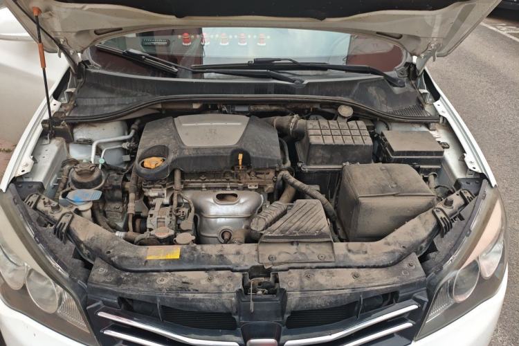 Used Roewe 350 2013 350S 1.5L Automatic Xunda Edition Engine Bay