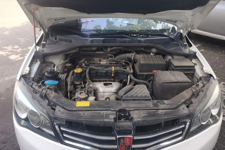 Used Roewe 350 2013 350S 1.5L Manual Xunchi Edition Engine Bay