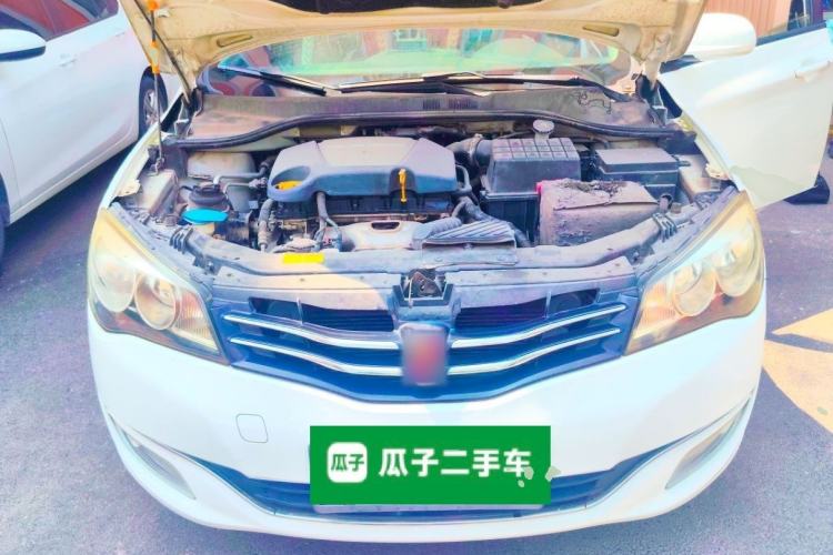 Used Roewe 350 2013 350C 1.5L Automatic Xunyue Edition Engine Bay