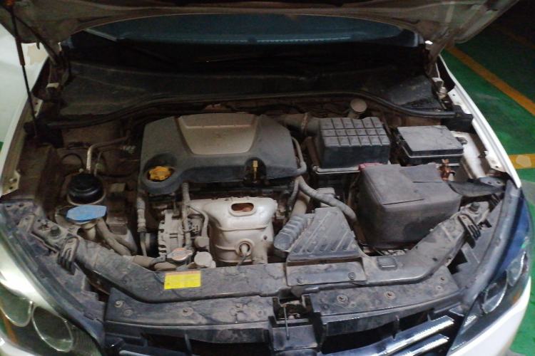 Used Roewe 350 2013 350S 1.5L Automatic Xunda Edition Engine Bay