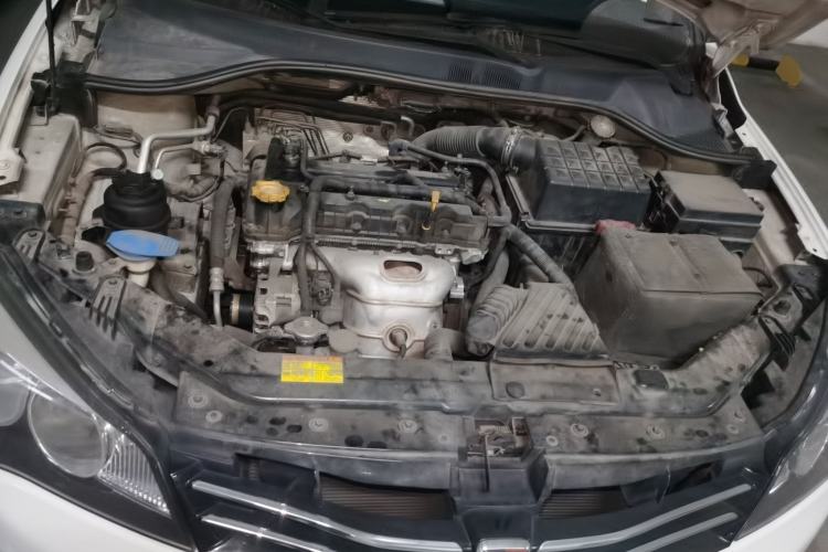 Used Roewe 350 2013 350C 1.5L Automatic Xunyue Edition Engine Bay